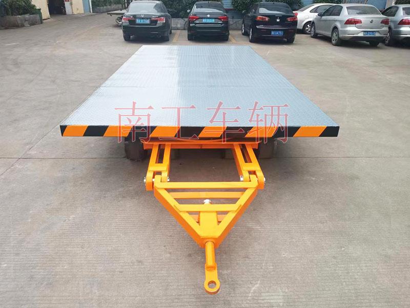 10吨中型牵引(中国)科技公司