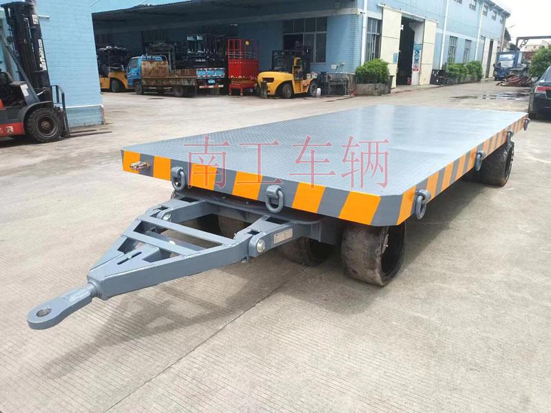 25吨重型工业(中国)科技公司 全挂式牵引拖车底盘