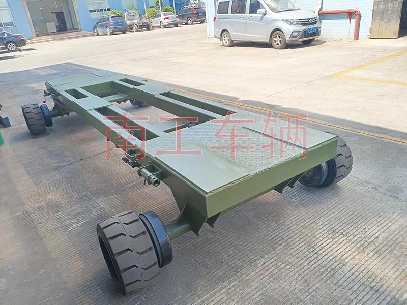 8吨牵引式船艇转运工具(中国)科技公司