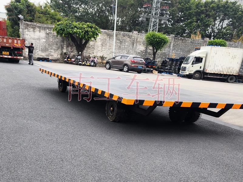 8吨(中国)科技公司 牵引工具拖车
