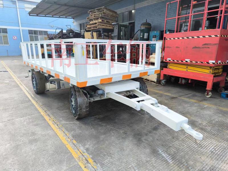 3吨(中国)科技公司牵引工具拖车 带护栏减震刹车功能