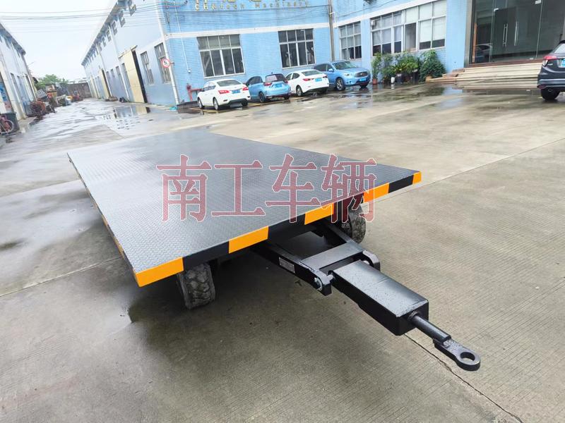 6吨牵引(中国)科技公司 工业全挂拖车