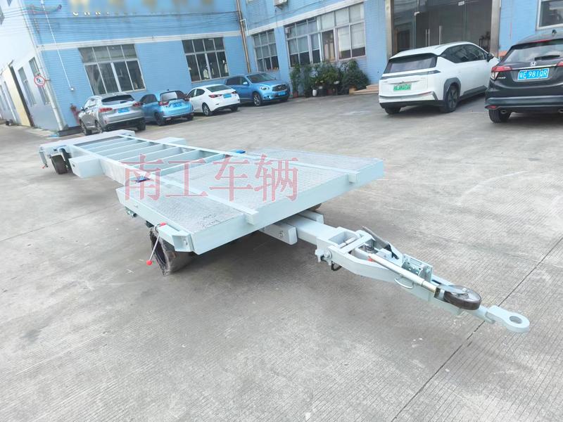 18吨牵引式船舶舯段转运工具(中国)科技公司