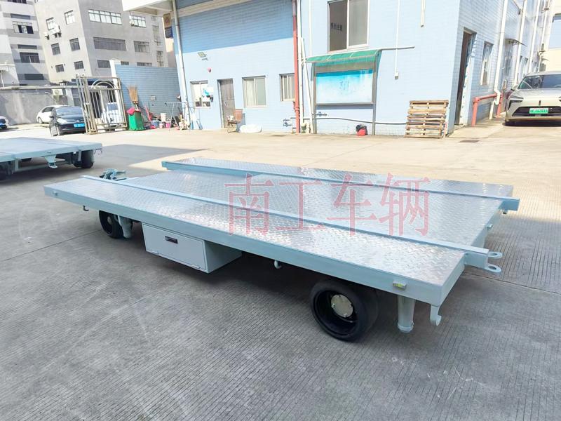 6吨牵引式船舶艉段转运工具(中国)科技公司