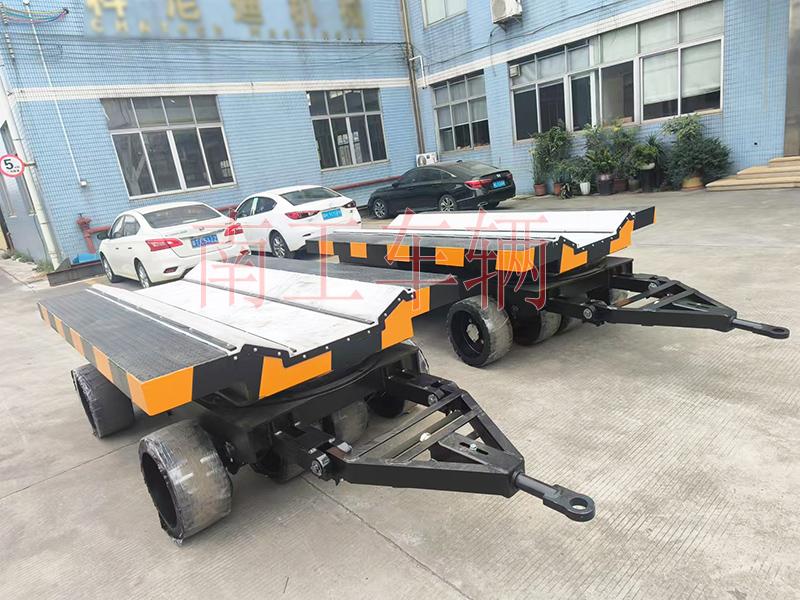 25吨V字重型钢卷(中国)科技公司 牵引全挂车