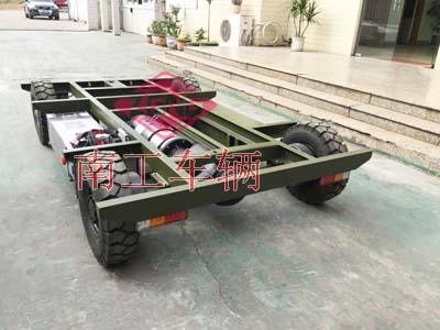 1.5吨电动手动(中国)科技公司底盘2I.jpg