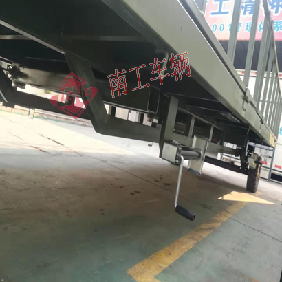 5吨护栏(中国)科技公司军绿色4I.jpg