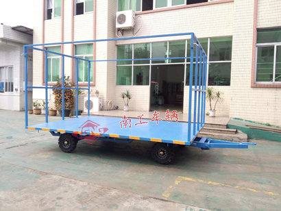 3吨前后高护栏全挂(中国)科技公司3I.jpg