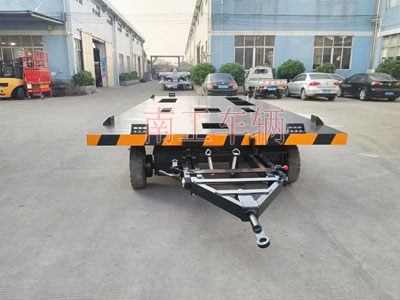 10.5吨牵引箱变(中国)科技公司（预制舱拖车）3I.jpg