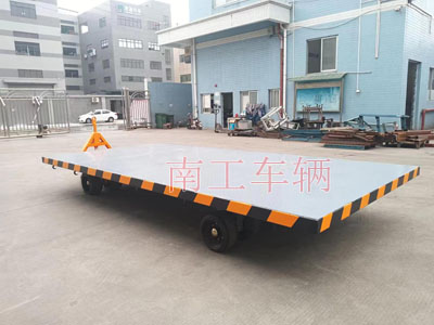 10吨中型牵引(中国)科技公司I.jpg