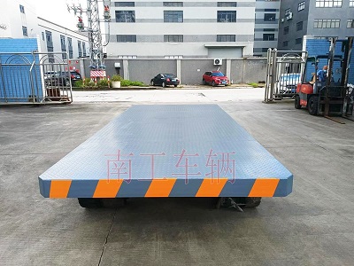 25吨重型牵引(中国)科技公司3I.jpg