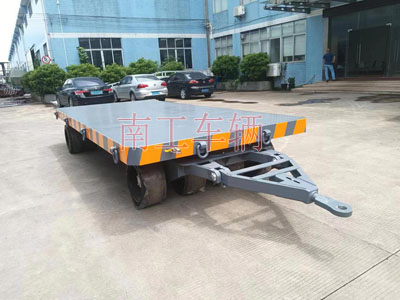 25吨重型工业(中国)科技公司全挂式牵引拖车底盘带牵引环I.jpg