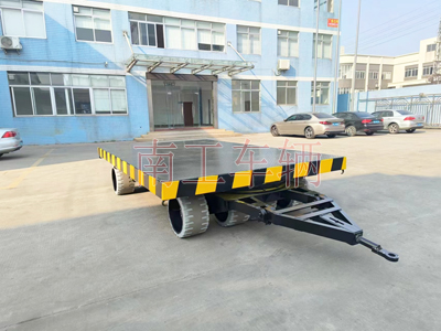 30吨重型(中国)科技公司 环保实心轮胎1I.jpg