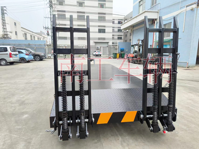 6吨带爬梯移动(中国)科技公司3I.jpg