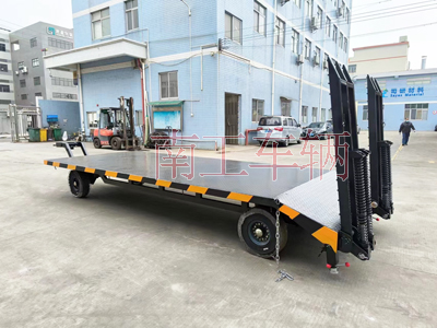 6吨带爬梯移动(中国)科技公司I.jpg
