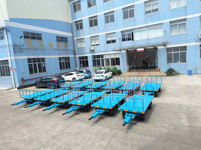 3吨全挂式牵引(中国)科技公司可拆护栏I.jpg