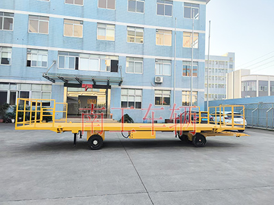 10吨(中国)科技公司前后带护栏型全挂车3I.jpg