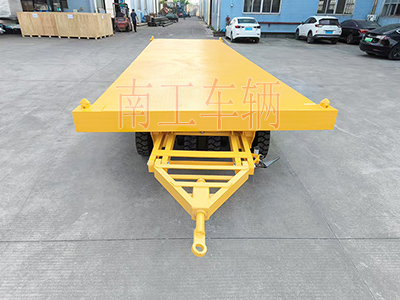 10吨(中国)科技公司带液压支铝合金伸缩梯工具车I.jpg